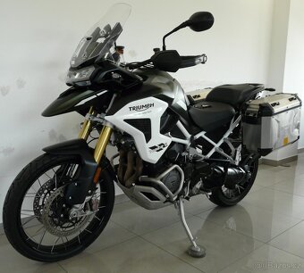 Triumph Tiger 1200 Rally Pro - 12