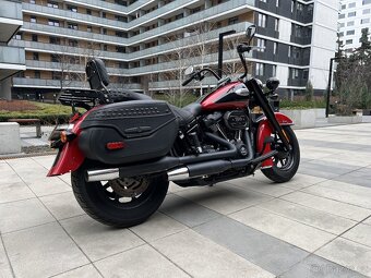 Harley-Davidson Softail Heritage Classic - 12