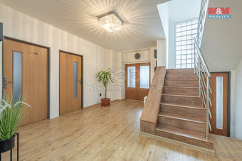 Prodej rodinného domu, 210 m², Vinařice, ul. IV. ulice - 12