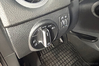 VW Tiguan 2,0 TDI, 03/2015, nový v ČR, nikdy nehavarovaný - 12