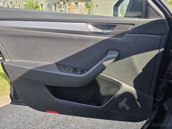 Škoda Superb - 12