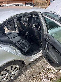 Škoda Octavia 2 1.9 TDI RS paket - 12
