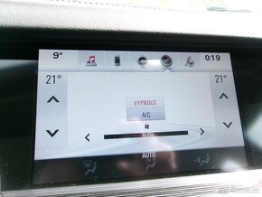 OPEL Insignia ST 2.0 Turbo 191kW 4x4 automat - ČR - 1.majit. - 12