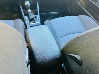 KIA CEED 1.6 i BENZÍN 6 RYCHLOSTÍ 97 800 Km - 12