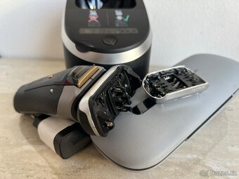 Braun S9 PRO+ (čistiace stanica, cestovné puzdro, adaptér) - 12