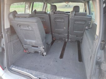 Renault Espace IV 2.0 dCi Grand 2008 - 12