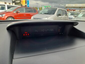 Subaru Forester 4×4 2,0i 110 KW AC STK - 12
