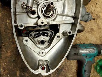 Motor jawa 250/353 kývačka - 12