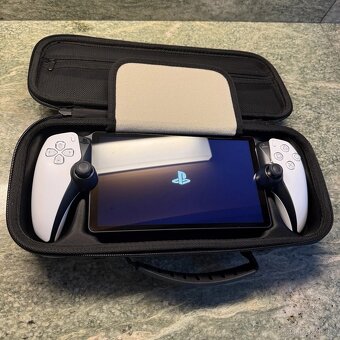 PlayStation Portal Remote Player - 12