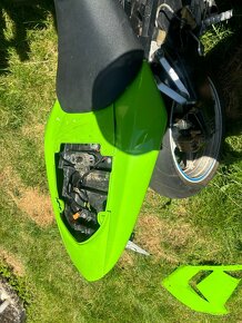 Rozprodam Kawasaki Zx10R Ninja 04-05 na nahradni dily - 12