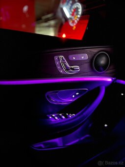 Mercedes-Benz E 2016 - 12