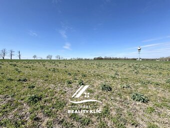 Prodej, 14 stavebních parcel o výměře min 930m2 - max 1021m2 - 12