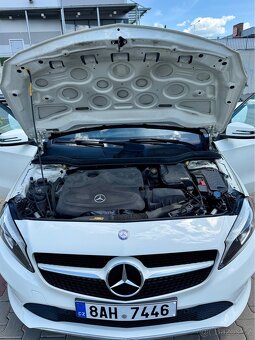 Mercedes A180 | Apple CarPlay | LED | po servisu - 12