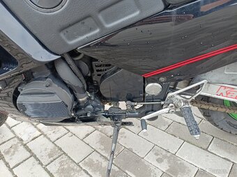 Kawasaki gpx 600 - 12