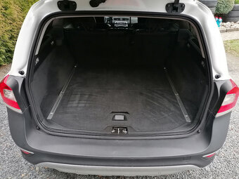 Volvo XC 70 2,4 D4 AWD - 12