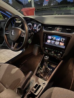 Škoda Octavia Combi FL 2017 - 12