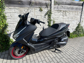 Honda Forza 125 r.v. 2024 najeto pouze 1600Km - 12