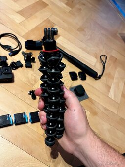 GoPro hero 10 black + max lens mod + příslušenství - 12