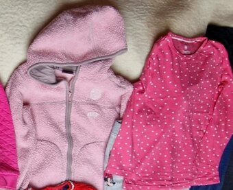 ZNAČKOVÉ NÁDHERNÉ KVALITNÍ OBLEČENÍ VEL.104...DISNEY - 12