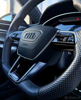 Audi RS7 4.0 V8 TFSI quattro - 12