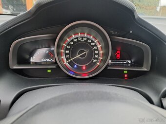 Mazda 3 2.0 Skyactiv-G Xenony - 12