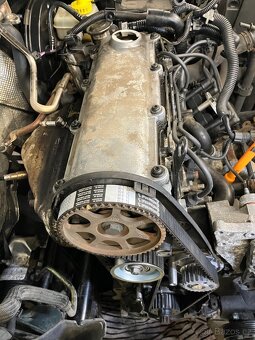 Škoda octavia 1,6 benzin - 12