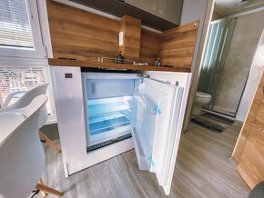 Smart hausbót PALLAS 9m/ houseboat na prodej - 12