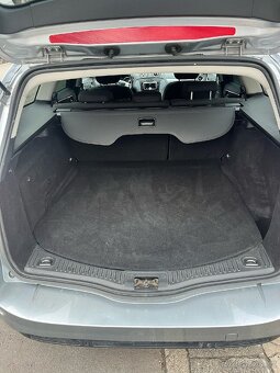 Ford Mondeo 1.6 - 12