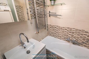 Prodej cihlového bytu 2+1 s balkonem, ul. Přímětická, Znojmo - 12