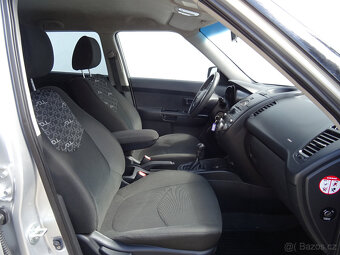 Kia Soul 1.6CRDi,94kW,2majČR,S.kniha,klima,tažné - 12