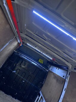 IVECO DAILY 35S12 2.3HPi 85Kw - 12