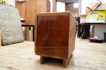 Noční stolky ve stylu art deco k renovaci - 12