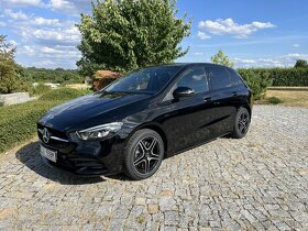 MERCEDES BENZ B250e - 12