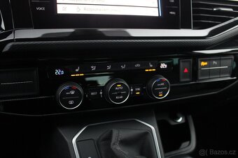 VW T6.1 Multivan 2.0TDi 146kW DSG 4Motion 11/2020 Odp. DPH - 12