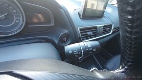 Mazda 3, 2.0 88kW, Attraction Navi, tažné zařízení, servis - 12