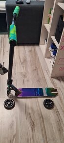 PRODANO Freestyle koloběžka Blunt Prodigy S9 Oil Slick - 12