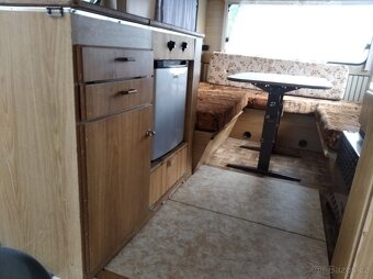 Karavan WILK STERN DE LUXE - 12