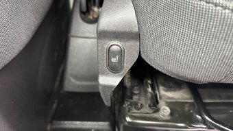 Ford Transit Custom 2.2TDCI 92kW L2,9míst - 12