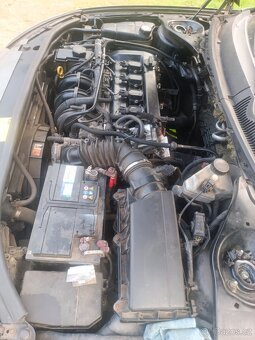 Ford Mondeo mk3 1.8 sci 96kw rok 03 díly - 12