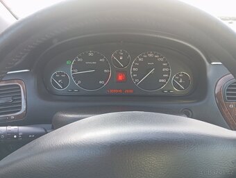 Peugeot 607 2,2 Hdi nová TK, velký servis.. - 12