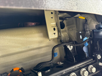 Korba Toyota Hilux a Ford Ranger single cab - 12