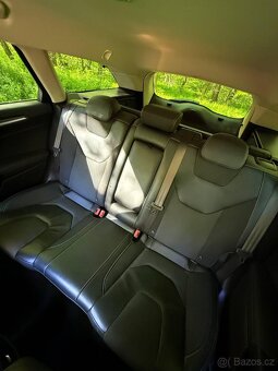 Ford Mondeo - 12