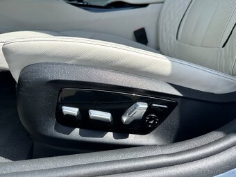 BMW M550i, xDrive, 1.MAJITEL, ČR, 2017, 4.4 BiTurbo V8, DPH - 12