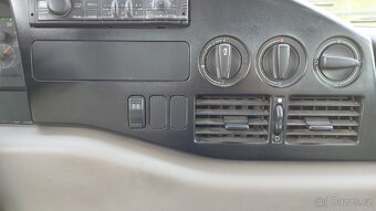 Vw LT 35 2.5 tdi rok 2005 dovoz naj 130 tis km - 12