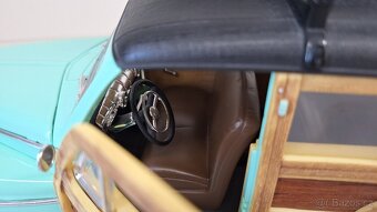 1:18 FORD WOODY 48 - 12
