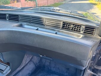 BMW E24 635 CSi - 12