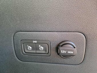 Hyundai Santa Fe 2.2 CRDI PREMIUM Luxury NEJVYŠŠÍ VÝBAVA - 12