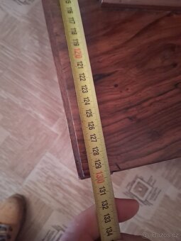 Starožitná jídelna-Art deco. Komoda,vitrina, jídelní stůl - 12