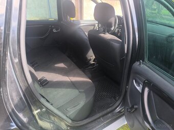Dacia Duster 1.6 4x4 - 12