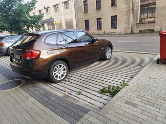 BMW X1 1.8D 105kw manuál 6st - 12